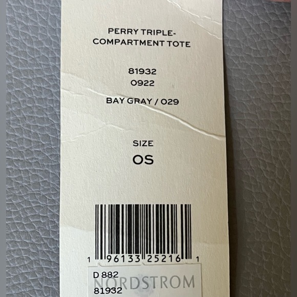 Tory Burch Perry Triple Compartment Tote! - Picture 8 of 11